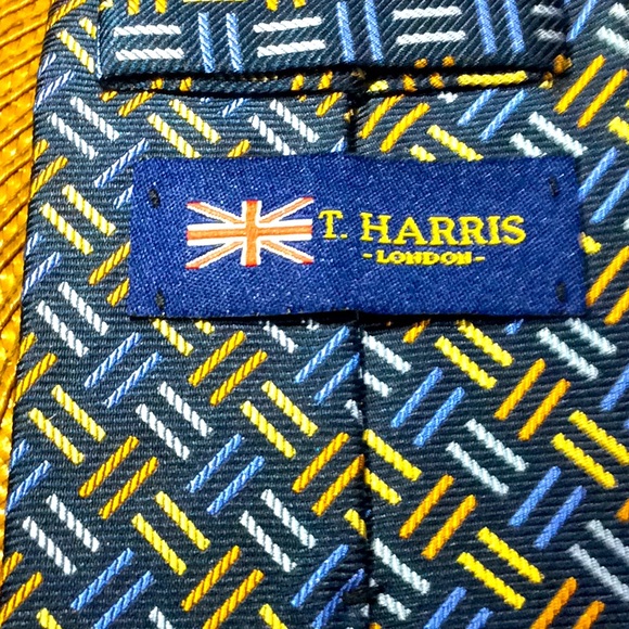 T.Harris ..London...accepting offers - Picture 4 of 7